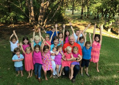 Sue and Robert Sloan with their 21 grandchildren, taken August 2017